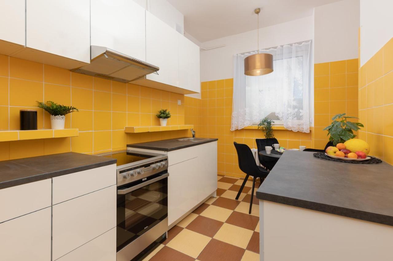 Metro Plac Wilsona Apartments Mickiewicza By Noclegi Renters ワルシャワ エクステリア 写真