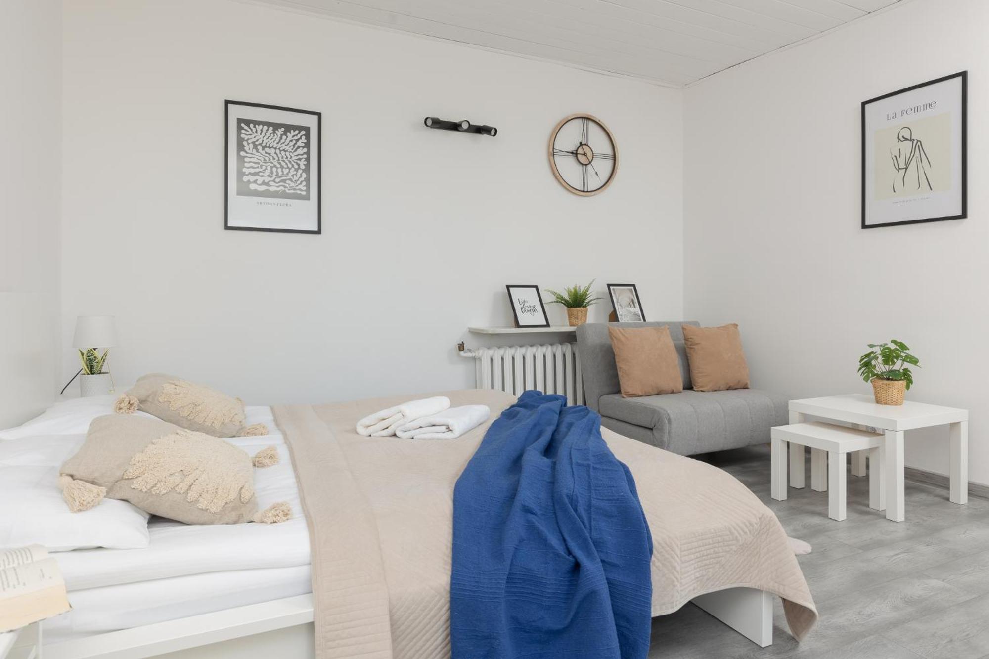 Metro Plac Wilsona Apartments Mickiewicza By Noclegi Renters ワルシャワ エクステリア 写真